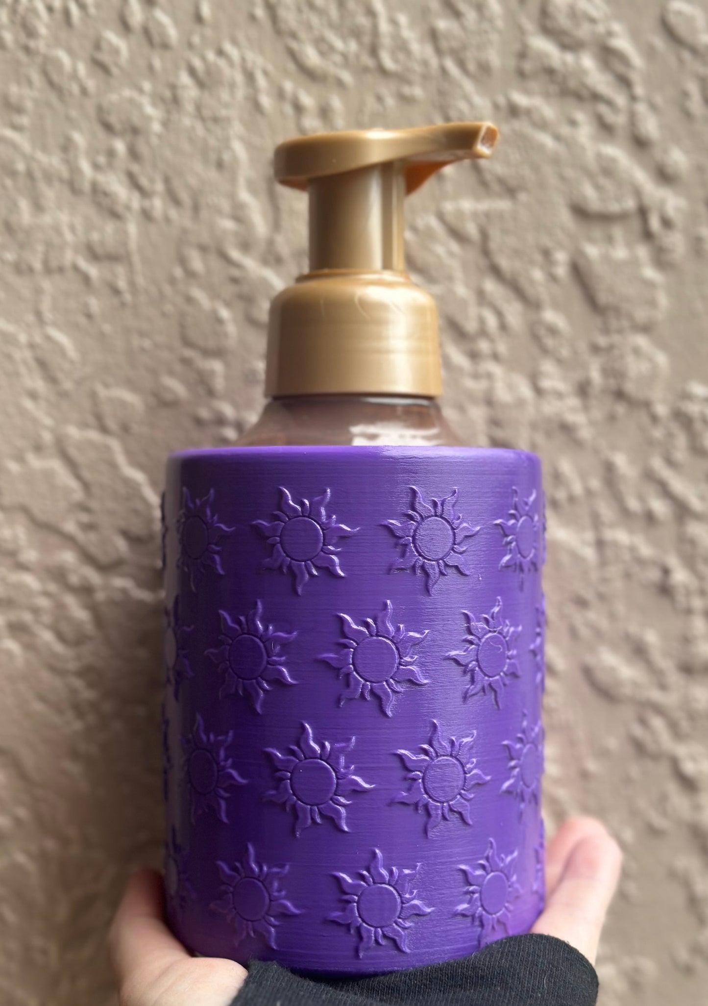 Tangled Sun–Inspired Foaming Soap Holder – Purple Disney-Inspired Bath Décor
